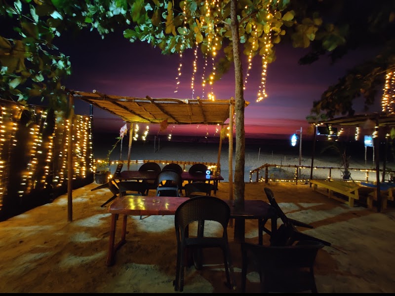 Alleppey Beach Extension - Alleppey Beach Extension F8X8+J8P Dolphin Beach, Alappuzha, Keralam 688012, India