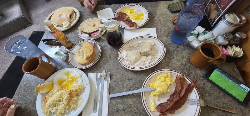 North Hi-Way Cafe - North Hi-Way Cafe 460 Northgate Mile, Idaho Falls, ID 83401, USA