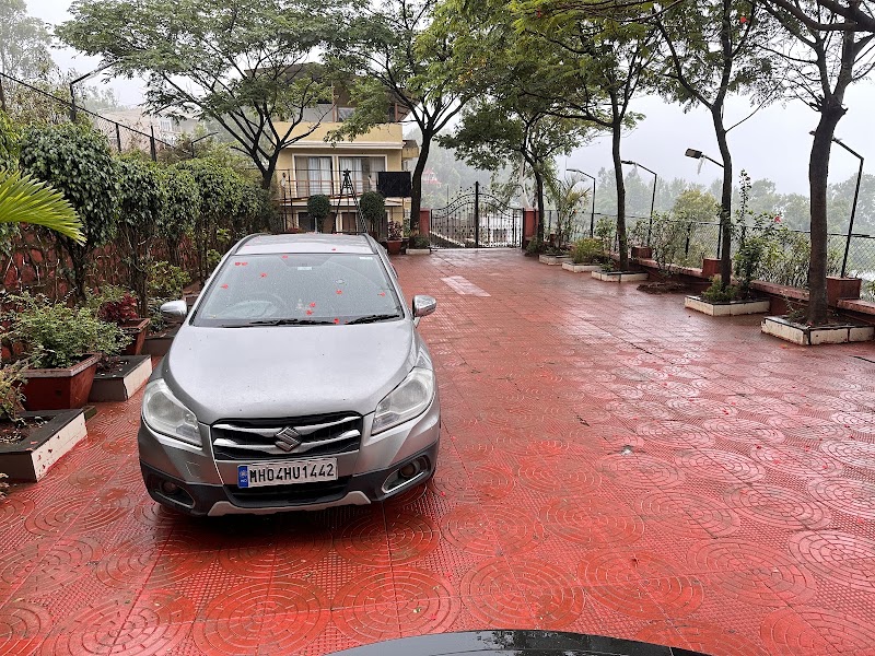 Casa Valley Bungalow - Casa Valley Bungalow, Next to Asha Bhosale's Bungalow Village Bhose, WQH6+XQ7 Taluka Mahabaleshwar, Panchgani - Mahabaleshwar Rd, Panchgani, Bhose, Maharashtra 412805, India