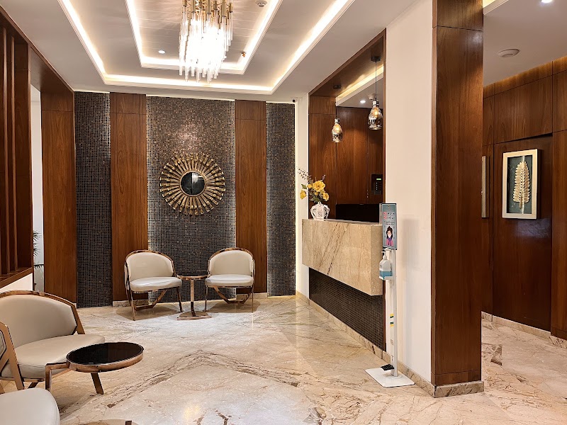 Tripli Hotels Shourya Residency - Tripli Hotels Shourya Residency Lake Palace Road, Gulab Bagh Rd, near Vintage Car Museum, Old City, Brahmpuri, Udaipur, Rajasthan 313001, India