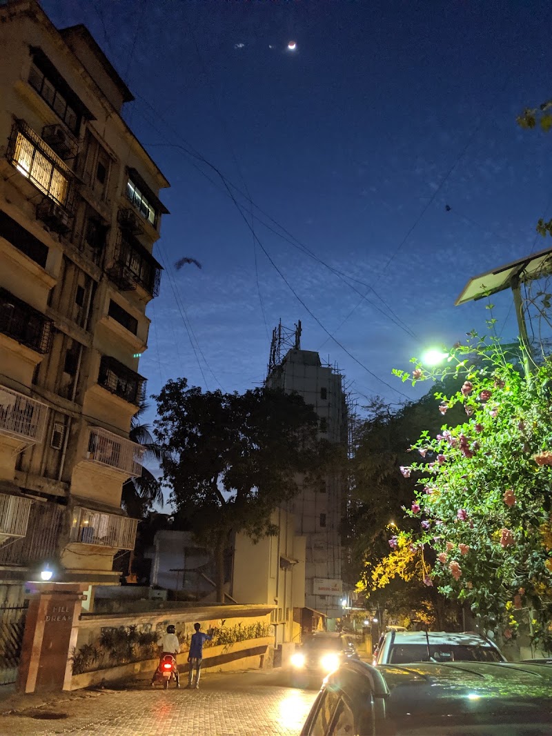 Hill Queen building - Hill Queen building, 28, Pali Mala Rd, Bandra West, Mumbai, Maharashtra 400050, India