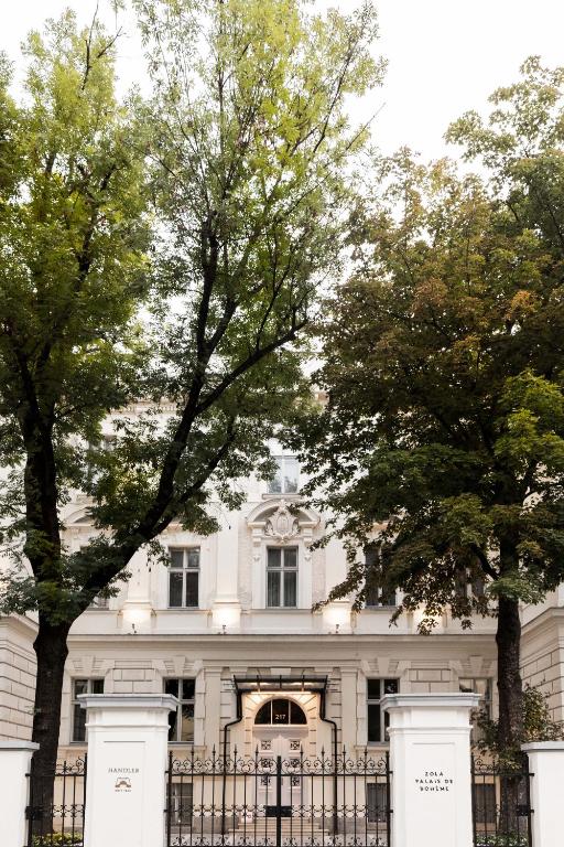 Zola Hotel, Palais de Boheme, Adults Only