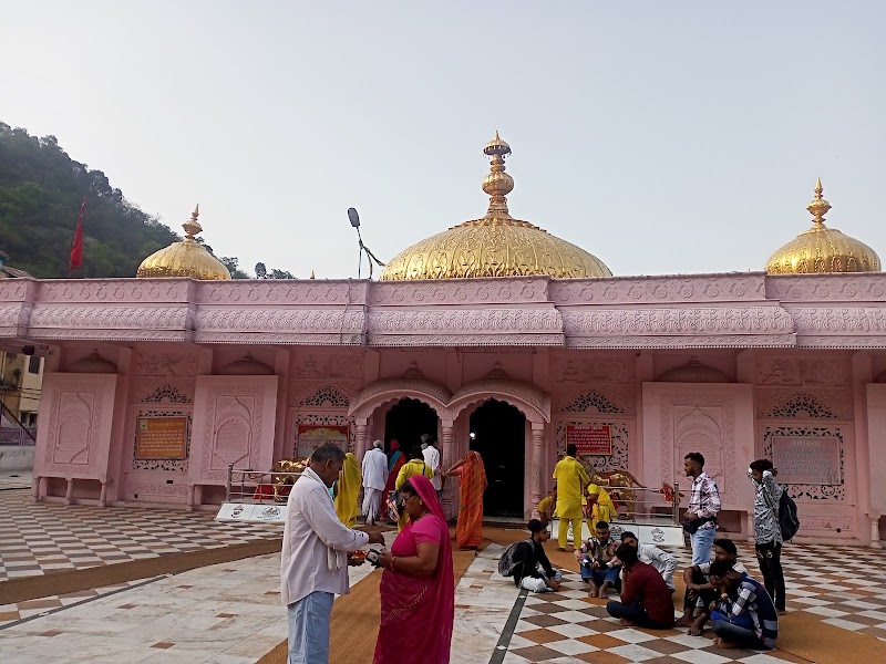 Agarwal Trust Dharamshala - Agarwal Trust Dharamshala Shimla - Kangra Rd, Jawalamukhi, Himachal Pradesh 176031, India
