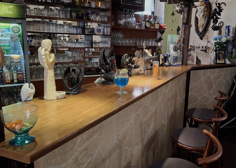 Music bar U Šesti strun - Music bar U Šesti strun Soukenická 162/16, Vnitřní Město, 397 01 Písek-Písek 1, Czechia