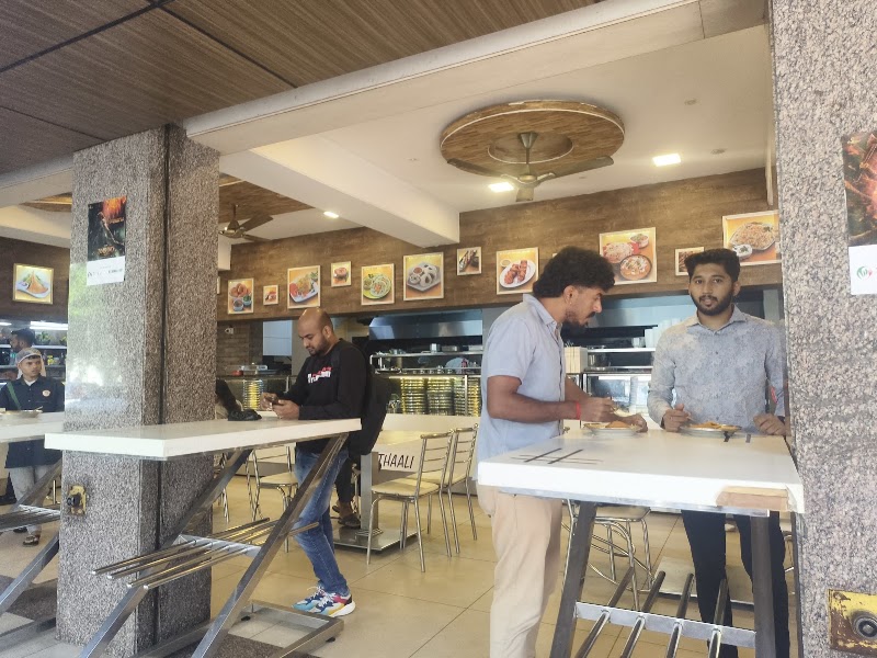 Sri Udupi Food Hub 8th Block - Sri Udupi Food Hub 8th Block 155, 43rd cross Sangam Circle, 114, 2nd Main Rd, near 8th Block, 8th Block, Jayanagar, Bengaluru, Karnataka 560070, India