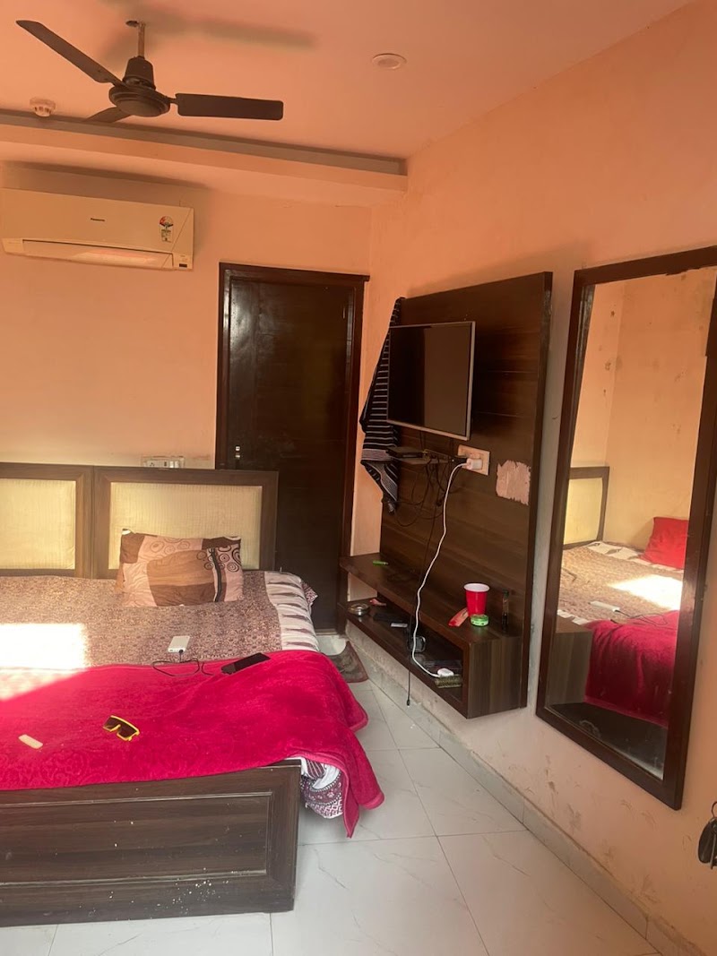 Central apartment chandigarh - Central apartment chandigarh, 203, Gali no 1, Burail, Burail Village, Sector 45, Chandigarh, 160047, India