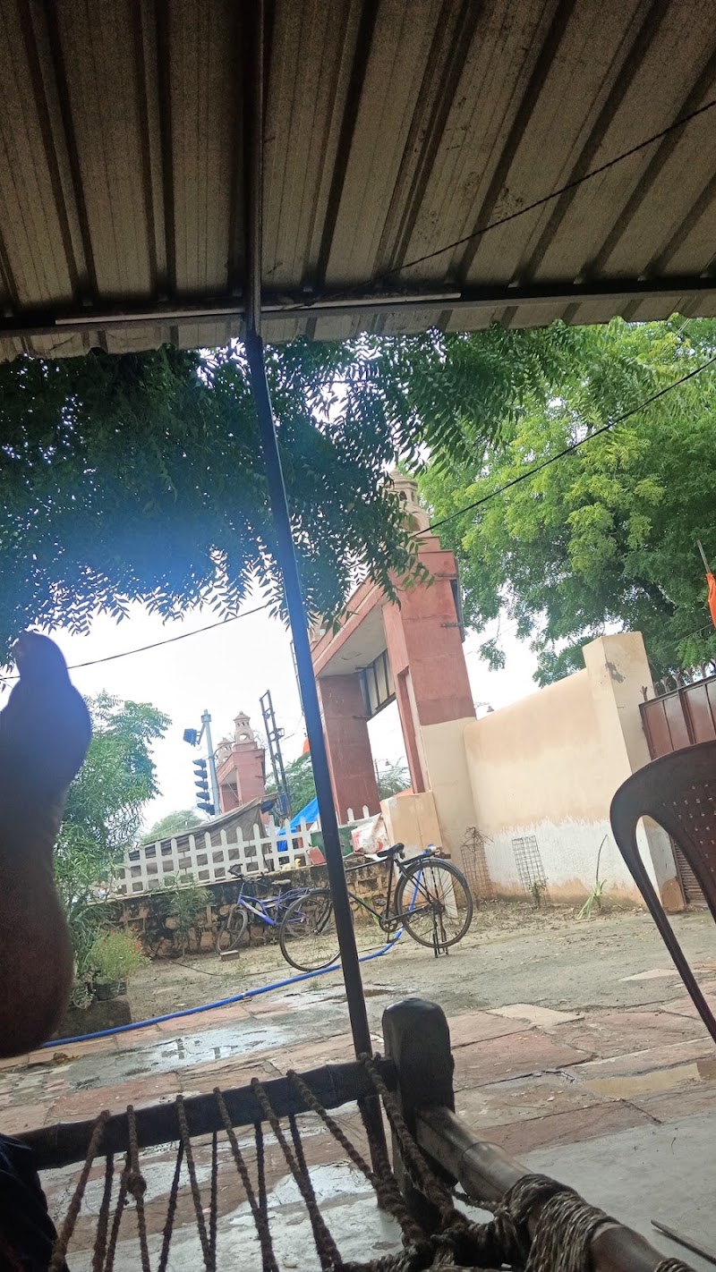 Parking - Parking, HM97+W72, Chaitanya Vihar, Rajpur Khadar, Vrindavan, Uttar Pradesh 281121, India