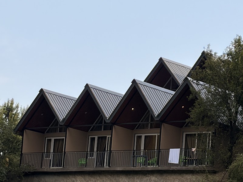 Pahadi Sukoon - Pahadi Sukoon, Village Heeru, Po, near Truind Camp, McLeod Ganj, Dharamshala, Himachal Pradesh 176219, India