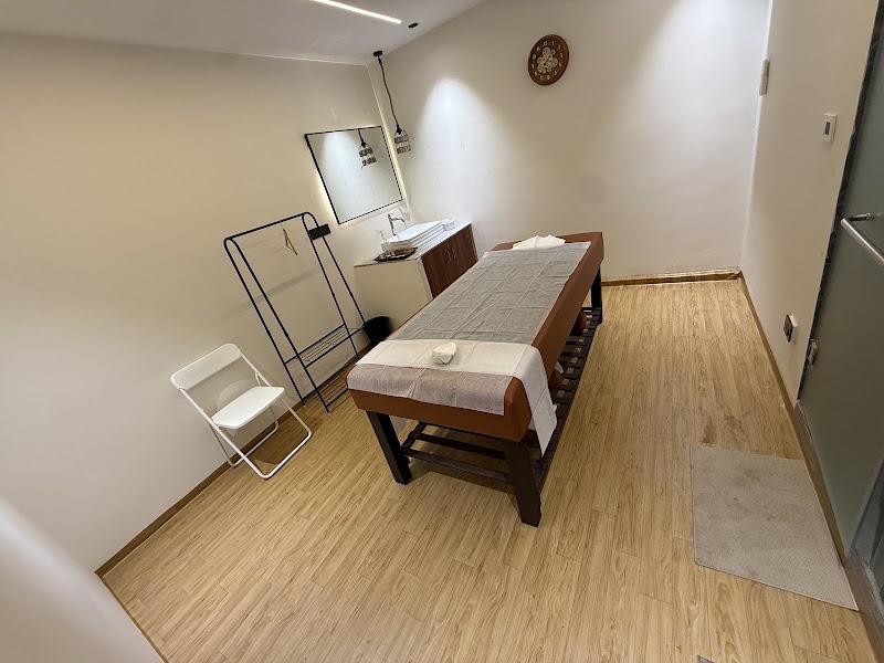 Oakline Wellness Spa - Oakline Wellness Spa 3 Floor, Lumbini Jewel Mall, Road No. 2, Venkateshwara Nagar, Aurora Colony, Banjara Hills, Hyderabad, Telangana 500034, India