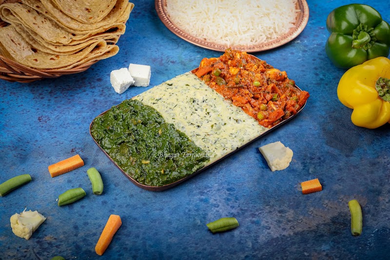 R Bhagat Tarrachand (Delivery Kitchen) - R Bhagat Tarrachand (Delivery Kitchen) Unit No. 1, Hiren Light Estate, Mogul Ln, next to Bimbo Bristol Bakery, Mahim (W), New Dinkar Co Operative Housing Society, Mahim, Mumbai, Maharashtra 400016, India