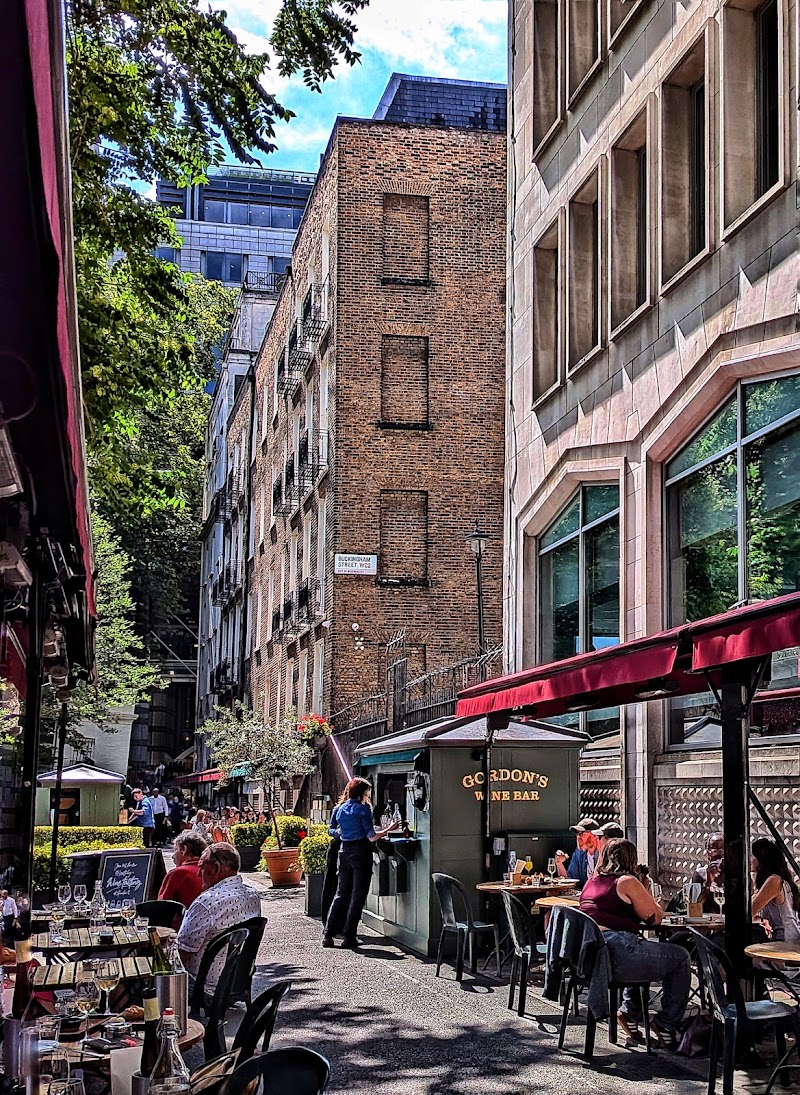 Gordon's Wine Bar - Gordon's Wine Bar 47 Villiers St, London WC2N 6NE, UK