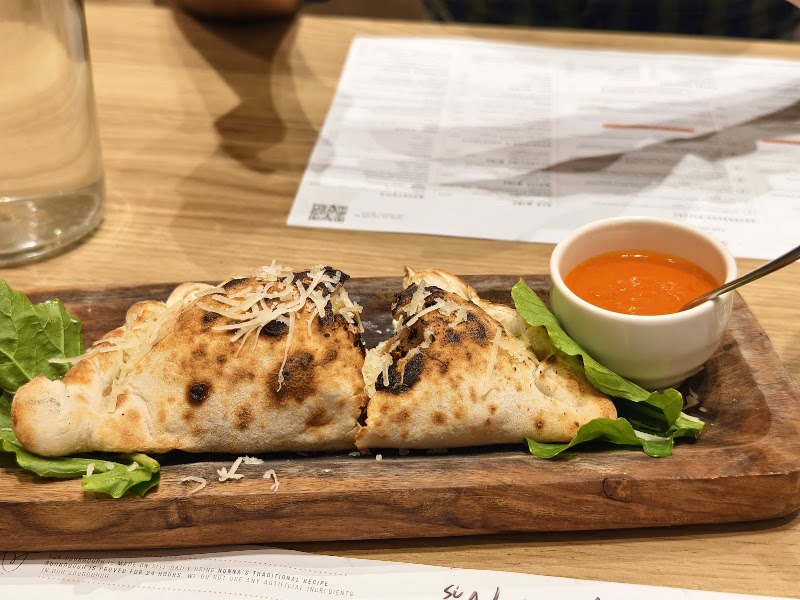 Si Nonna's - The Original Sourdough Pizza | R City Mall | Mumbai - Si Nonna's - The Original Sourdough Pizza | R City Mall | Mumbai Third Floor, SI NONNA'S, R City Mall, Lal Bahadur Shastri Marg, Amrut Nagar, Ghatkopar West, Mumbai, Maharashtra 400086, India