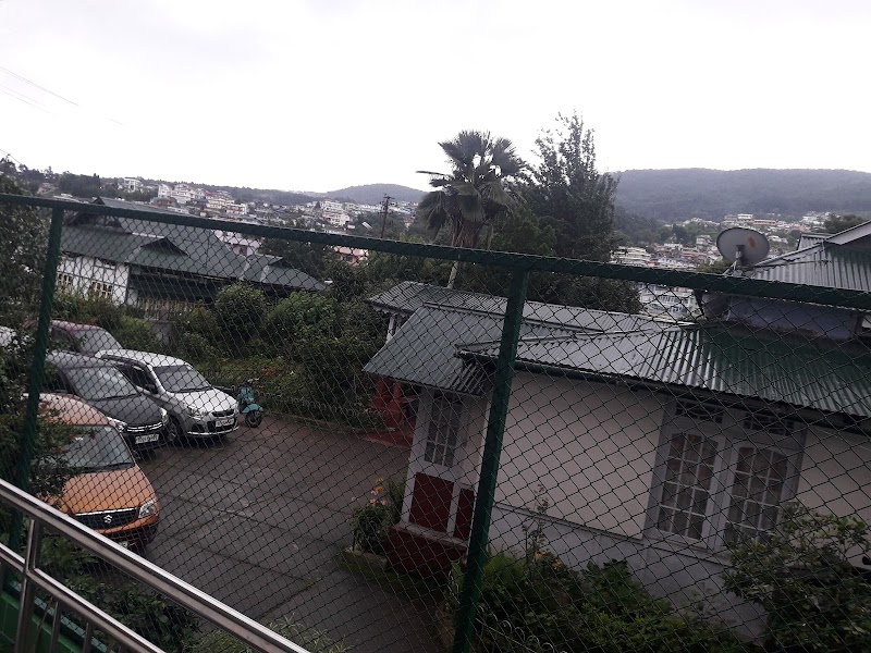 Shillong Rain's Inn - Shillong Rain's Inn HV6F+XJX, near Circuit House, Kench's Trace, Laban, Shillong, Meghalaya 793004, India