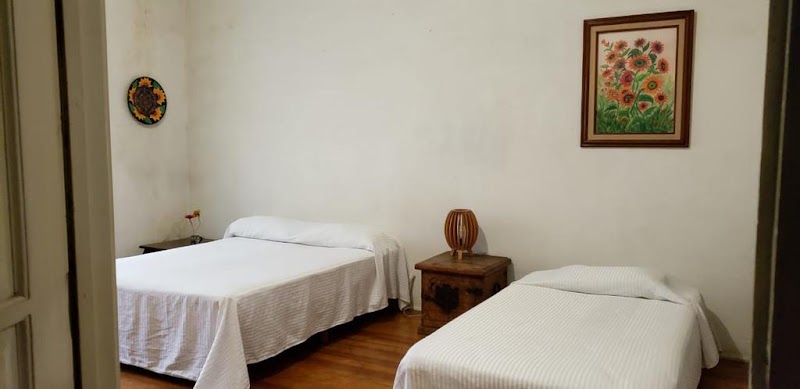 Any's Hostal - Any's Hostal, Puebla 263, Cuauhtémoc, Roma Nte., Cuauhtémoc, 06700 Ciudad de México, CDMX, Mexico