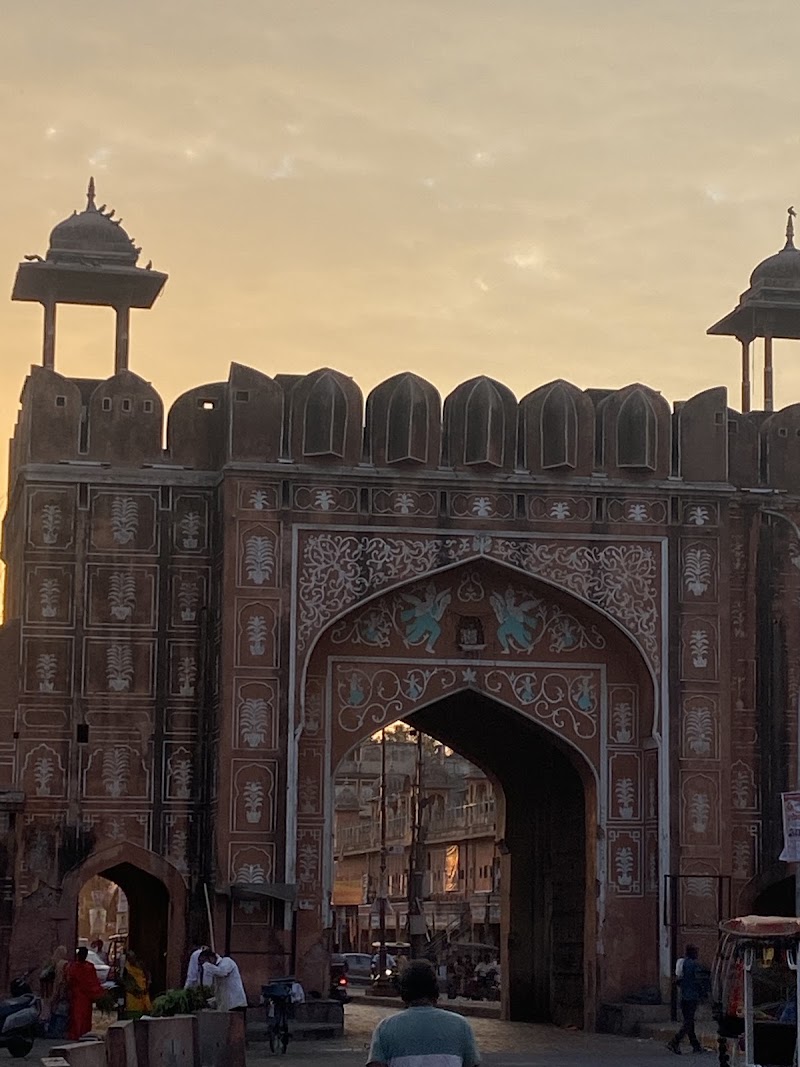 Chand Pol (Moon Gate) - Chand Pol (Moon Gate) Amer Palace and Fort, Amer Rd, Devisinghpura, Amer, Jaipur, Rajasthan 302028, India