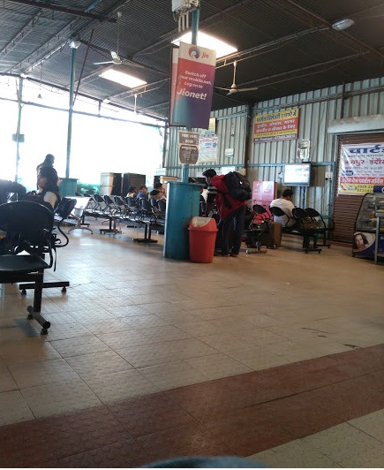 AICTSL Canteen - AICTSL Canteen A.B Road Residency Area, PV7M+QV9, Rajgarh Kothi, Navratan Bagh, Indore, Madhya Pradesh 452001, India