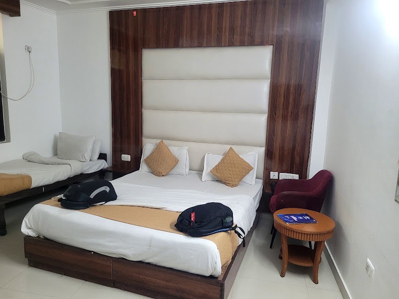 Hotel Luck Residency (Open Now ) - Hotel Luck Residency (Open Now ), airport zone, A-392/1, Rd Number 1, Block B, Mahipalpur Extension, Mahipalpur, New Delhi, Delhi 110037, India