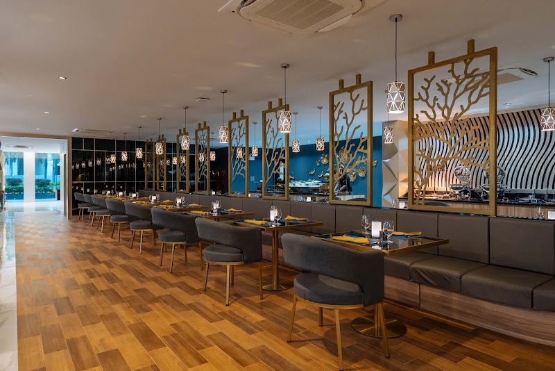 Wekata Luxury - Wekata Luxury, 98, 424 Thanon Kata Kata Beach, Tambon Karon, Amphoe Mueang, Chang Wat Phuket 83100, Thailand