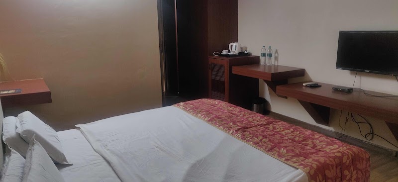 Hotel Gomti Nandan Palace - Hotel Gomti Nandan Palace Veer Savarkar Ward, Near Galla Mandi, near Hotel Gomti Nandan Palace, Pushp Vihar Colony, Shah Colony, Bina, Madhya Pradesh 470113, India