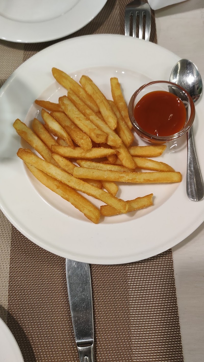 The IVY Restaurant - The IVY Restaurant BAANI SQUARE SECTOR 50 D - 89 - 90 GROUND FLOOR BAANI SQUARE, Pocket C, Mayfield Garden, Sector 50, Gurugram, Haryana 122018, India