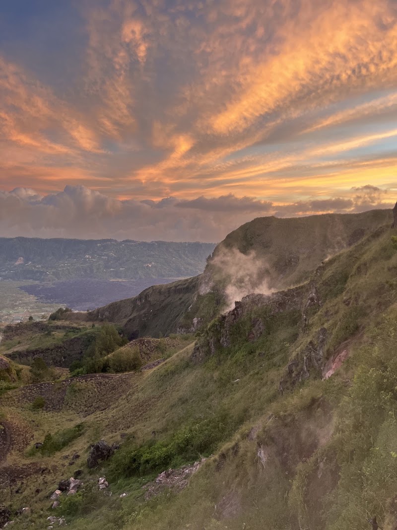 Mount Batur Sunrise & Sunset Trekking - Private Tour with Local Guide Wayan - Mount Batur Sunrise & Sunset Trekking - Private Tour with Local Guide Wayan Jl. Serongga, Songan A, Kec. Kintamani, Kabupaten Bangli, Bali 80652, Indonesia