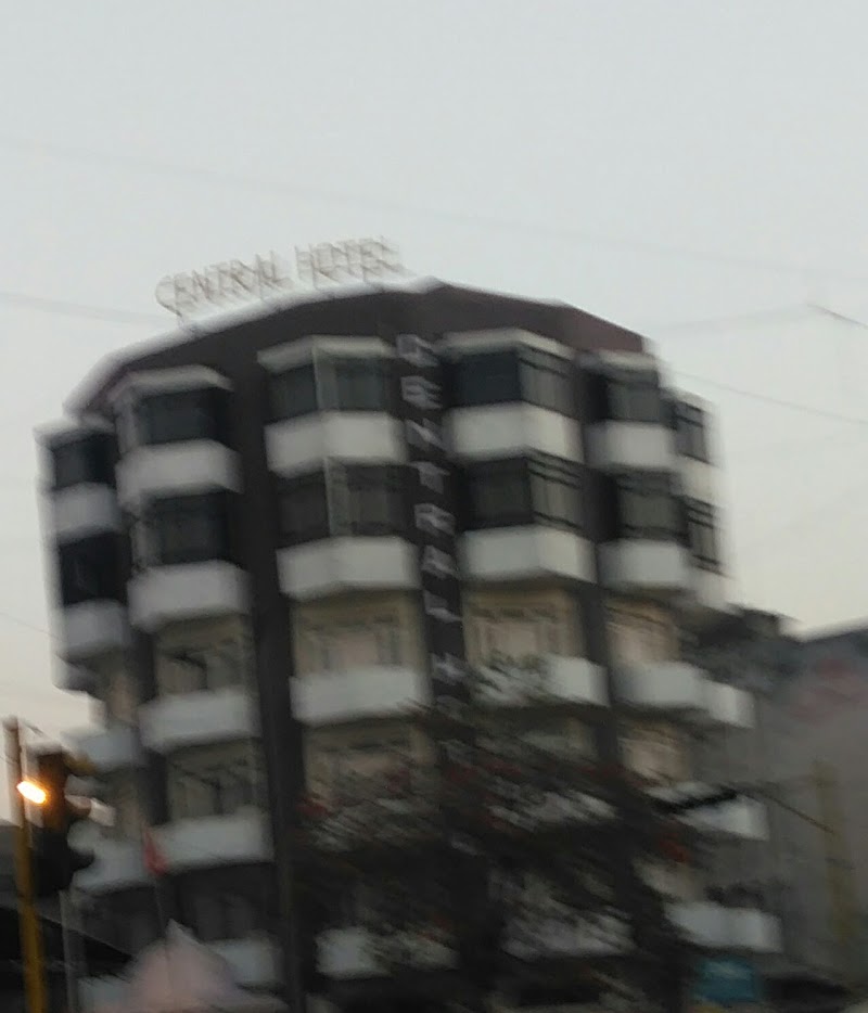 Central Hotel - Central Hotel 670, Chhota Loharpura, Gandhibagh, Nagpur, Maharashtra 440032, India