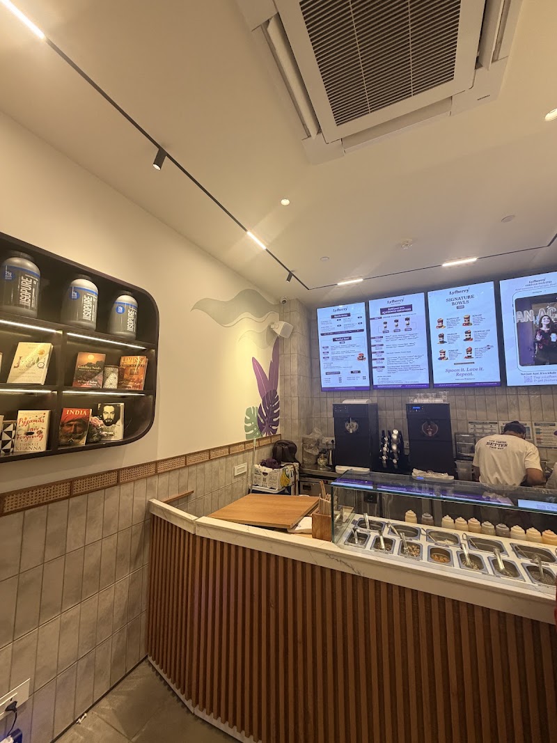 Lyfberry Açai | Galleria Market - Lyfberry Açai | Galleria Market Ground floor, SG 94, Galleria Market, Sector 28, DLF Phase IV, Gurugram, Haryana 122009, India