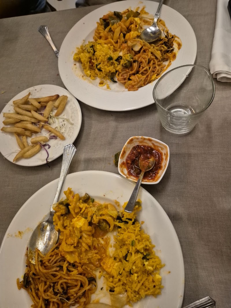Flag's Restaurant Liberty Garden Malad - Flag's Restaurant Liberty Garden Malad Asiad CHS Ltd, BJ Patel Rd, nr. Liberty Garden, Malad, Adarsh Nagar, Malad West, Mumbai, Maharashtra 400064, India