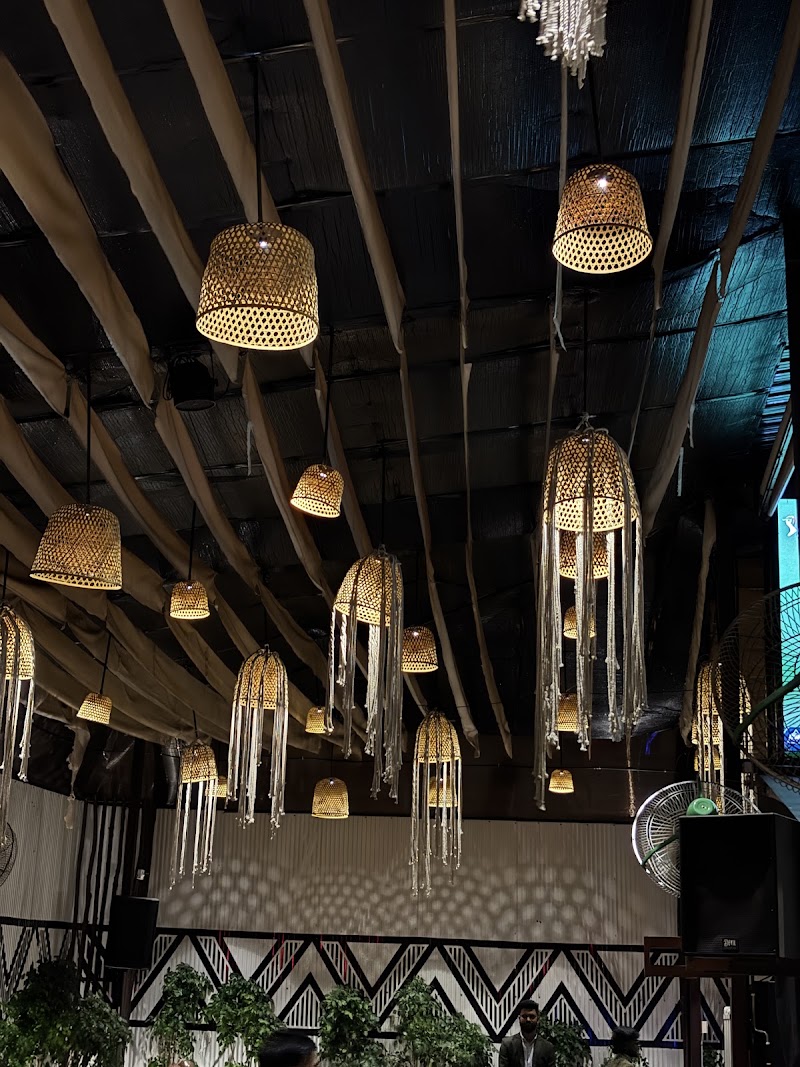 Warehouse Bar and Kitchen - Warehouse Bar and Kitchen Door No. 20A, 277/1A, Sitra Rd, Sharp Nagar, Nehru Nagar West, Kalapatti, Coimbatore, Tamil Nadu 641048, India