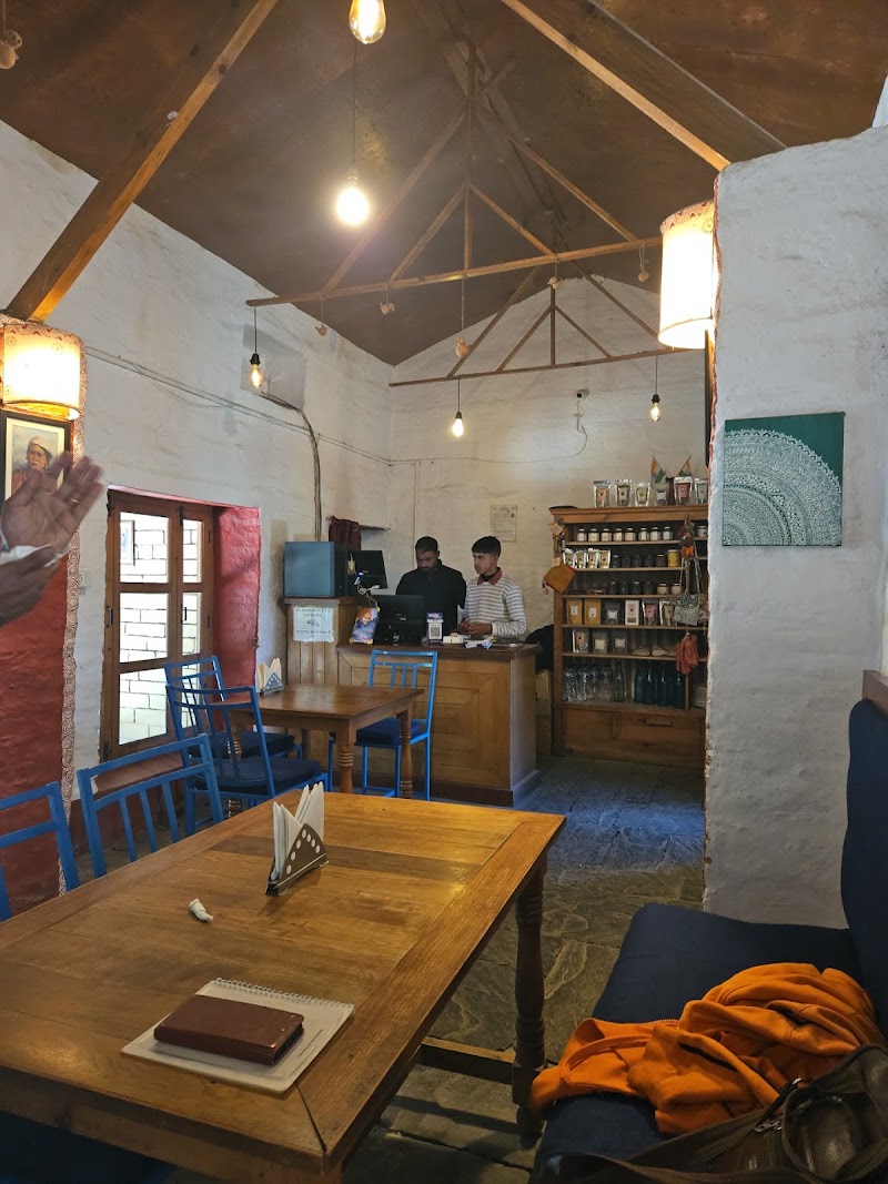 Cafe Chandi Mati, Mukteshwar - Cafe Chandi Mati, Mukteshwar sargakhet, South Gola Range, Uttarakhand 263138, India