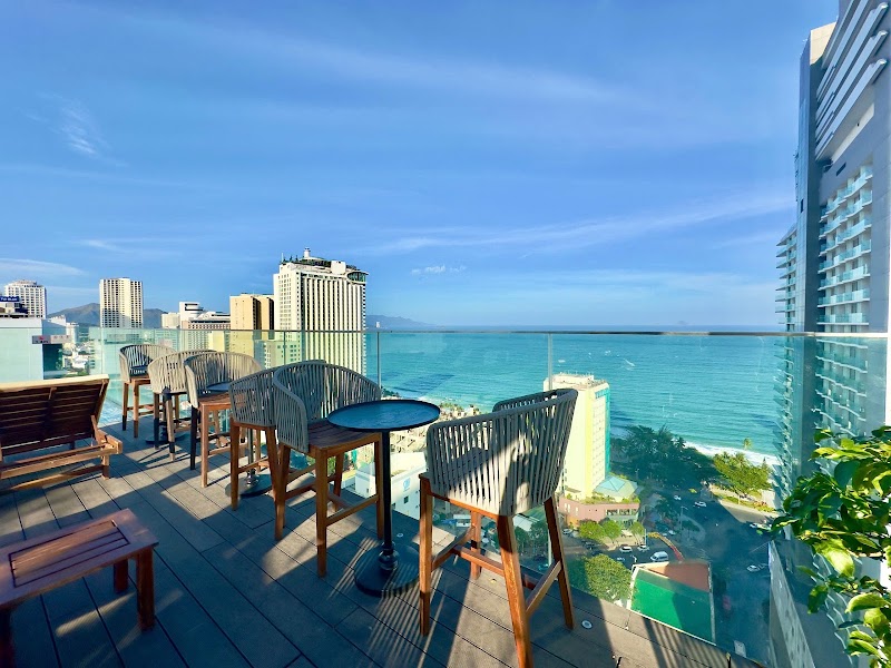 Blue Bar - Blue Bar, Rooftop, Potique Hotel, 22 Hùng Vương, Nha Trang, Khánh Hòa 57000, Vietnam