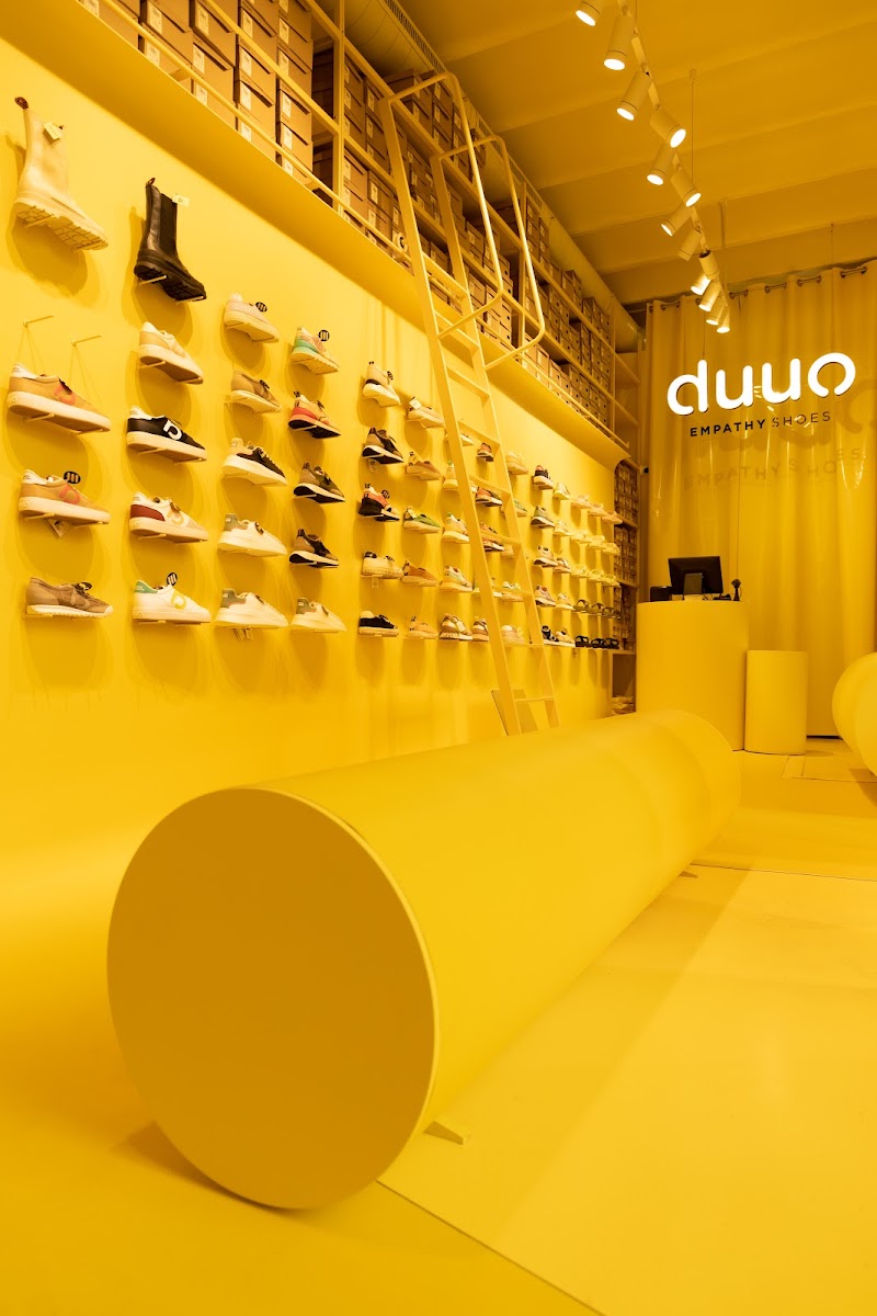 DUUO Shoes - El Born - DUUO Shoes - El Born Plaça de les Olles, 2, Ciutat Vella, 08003 Barcelona, Spain