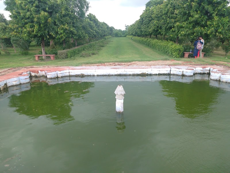 Mehtab Bagh - Mehtab Bagh 1, MEHTAB BAGH, Nagla Devjit, Agra, Uttar Pradesh 282001, India