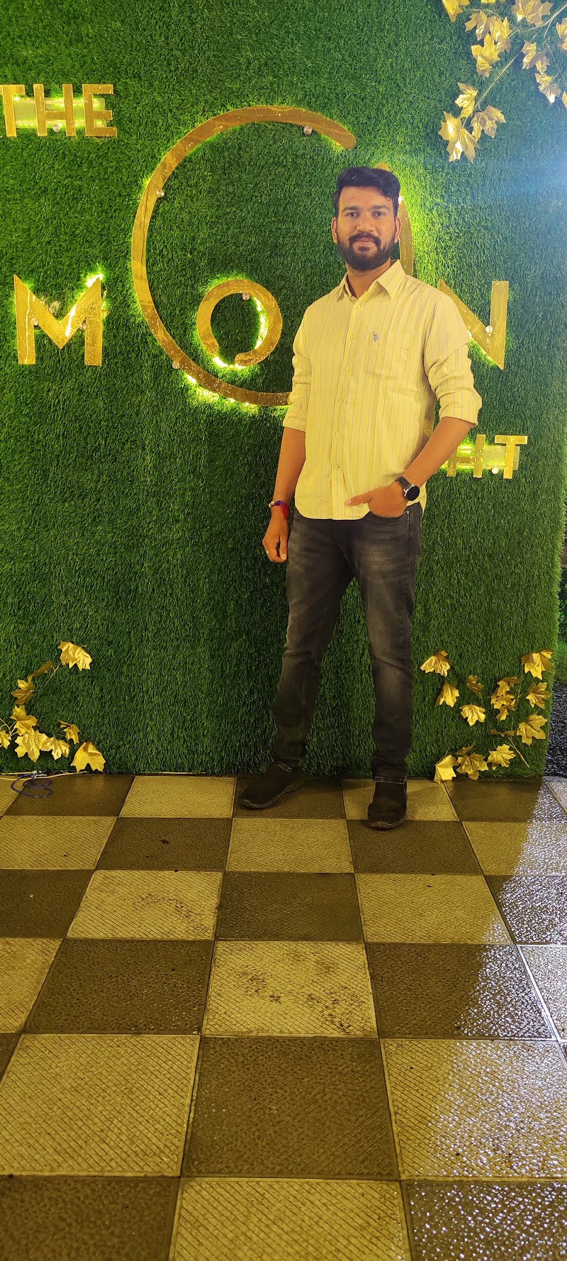 THE MOONLIGHT FAMILY RESTAURANT - THE MOONLIGHT FAMILY RESTAURANT, OPP.bharat petrol pump,vihirgaon ,outer ring road,near oriental company Nagpur OPP.bharat petrol pump,vihirgaon, Outer Ring Rd, near Nagpu, Vhirgaon, Maharashtra 441204, India