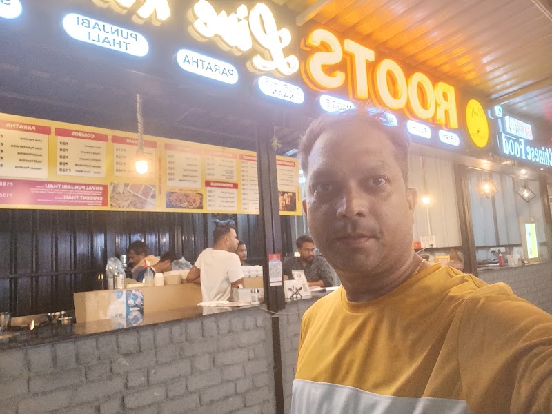 Roots Live Kitchen - Roots Live Kitchen Go for Eat Food Court, Opposite Rajasthan Vidhyapeeth College Airport Road, Old RTO Rd, Pratap Nagar, Udaipur, Rajasthan 313001, India