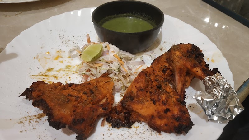 Param’s Cafe and Resto - Param’s Cafe and Resto 626, near Arya Kanya Chauraha, Gaughat, Mutthi Ganj, Prayagraj, Uttar Pradesh 211003, India