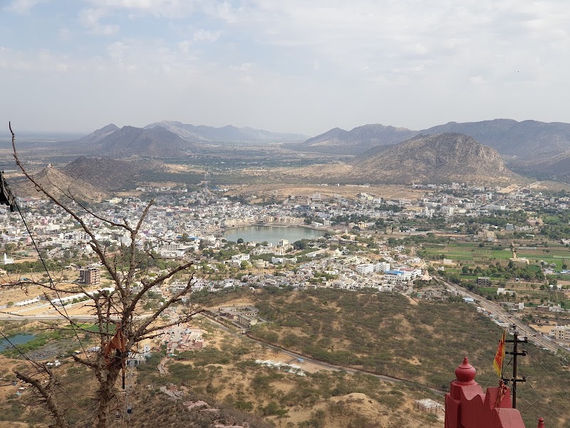 Shree Savitri Mata Mandir - Shree Savitri Mata Mandir, FGJW+C4J, Kharekhari Rd, Ganahera, Pushkar, Rajasthan 305022, India
