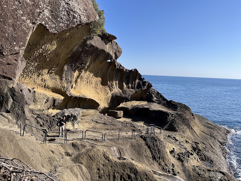 Onigajo Rock Formations - Onigajo Rock Formations, 1835-7 Kinomotochō, Kumano, Mie 519-4323, Japan