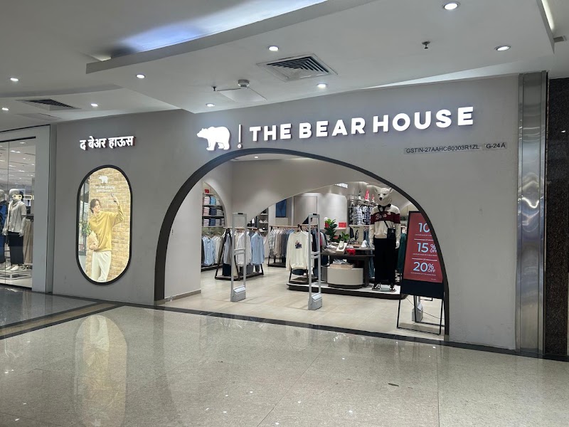 THE BEAR HOUSE