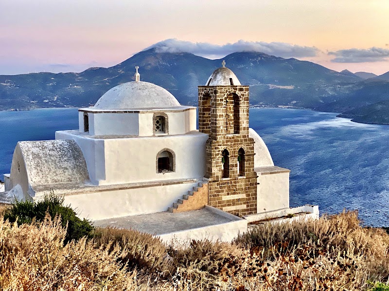 Plaka Castle (Venetian Castle of Milos)
