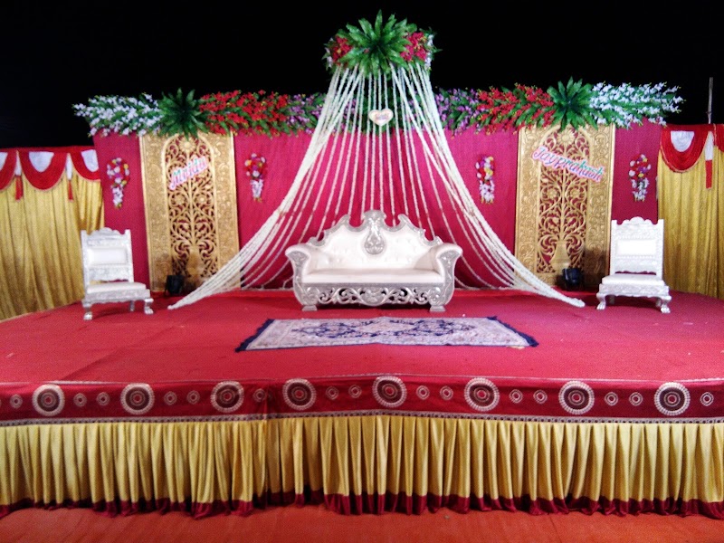 Red rose flower decoration - Red rose flower decoration, Sai mandir road sector 6, Sector 6, Bhilai, Chhattisgarh 490006, India