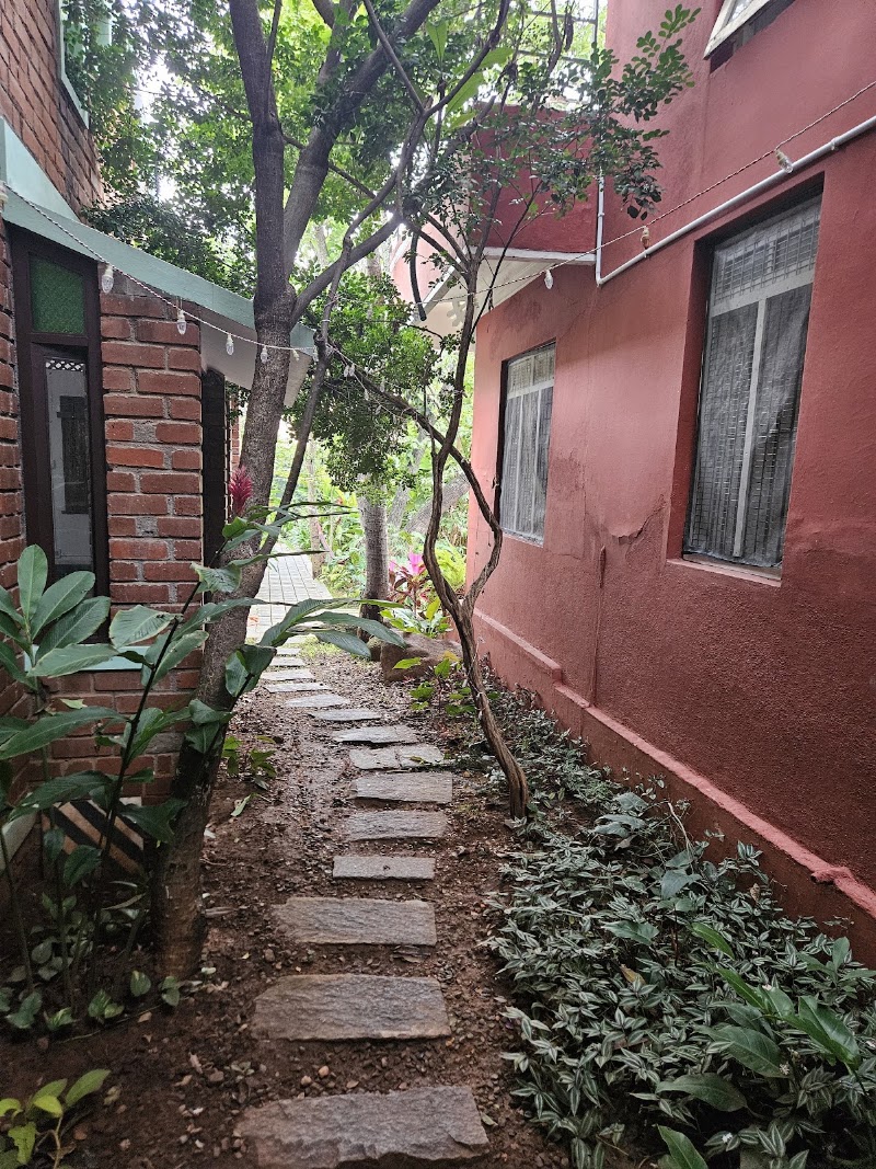 Rahees Bi Roambay - Rahees Bi Roambay, 1498/2B, Ramaiah Rd, opp. Raghavendraswamy Mutt, near Ballal Circle, Krishnamurthy Puram, Mysuru, Karnataka 570014, India