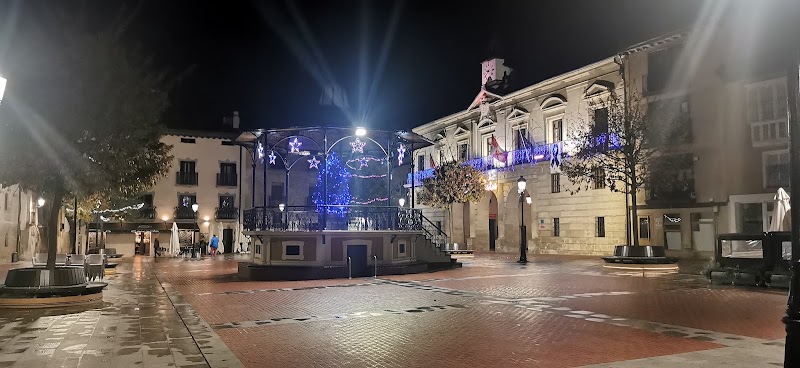Plaza de España - Plaza de España Pl. de España, 09200 Miranda de Ebro, Burgos, Spain