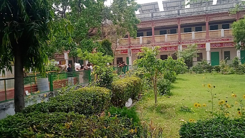 Gita Bhawan - Gita Bhawan Swargashram Rd, Swarg Ashram, Rishikesh, Uttarakhand 249304, India