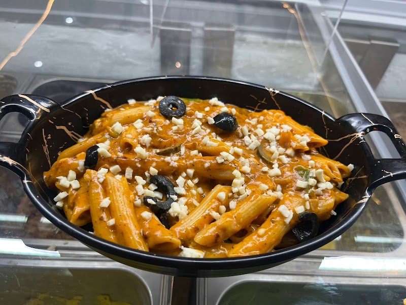 Cafe Honeyman - Cafe Honeyman Ground Floor, Jmd suburbio 2, Sector 67, Gurugram, Haryana 122101, India