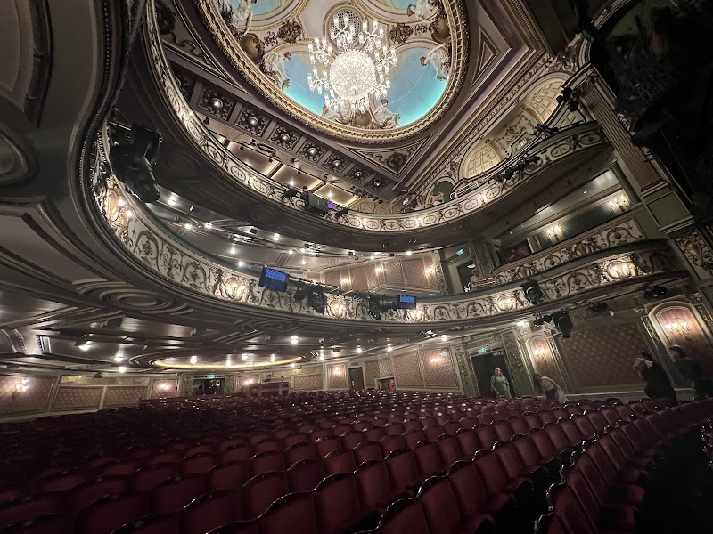 Sondheim Theatre - Sondheim Theatre 51 Shaftesbury Ave, London W1D 6BA, UK