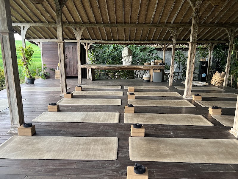 Chandra Yoga Bali - Chandra Yoga Bali Mahamustika Riverside, Jl. Pantai Pererenan Gang Buni II No.1, Pererenan, Mengwi, Badung Regency, Bali 80351, Indonesia