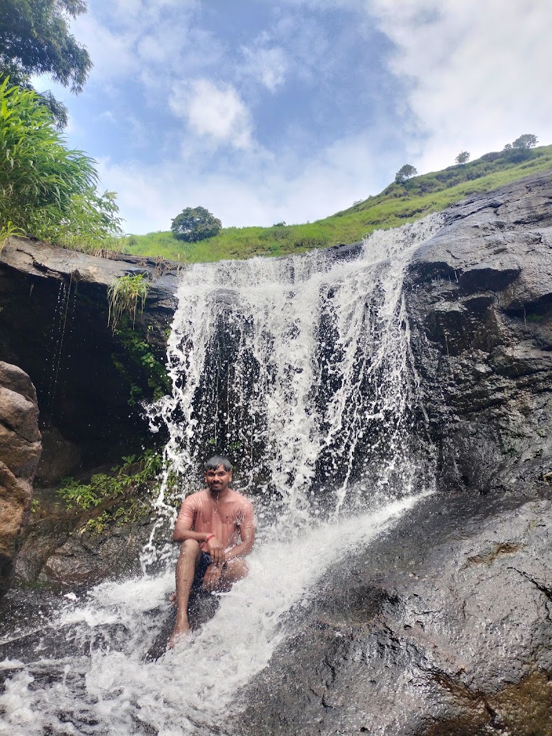 Bhivpuri Waterfalls - Bhivpuri Waterfalls X837+X97, Ashane, Maharashtra 410201, India