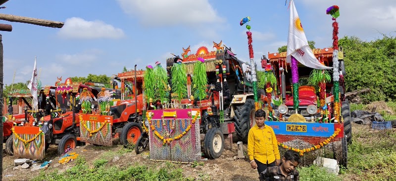 pawar mala - pawar mala, 8R7M+9R2, Gevrai, Talwada, Maharashtra 431127, India
