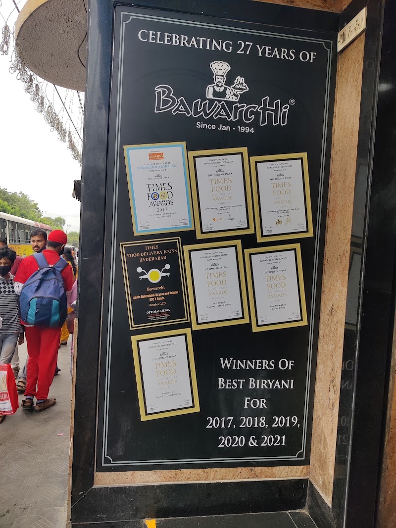 Bawarchi Restaurant - Bawarchi Restaurant Plot No. 44, RTC X Rd, Beside Sandhya Theatre, Chikkadpally, New Nallakunta, Hyderabad, Telangana 500020, India